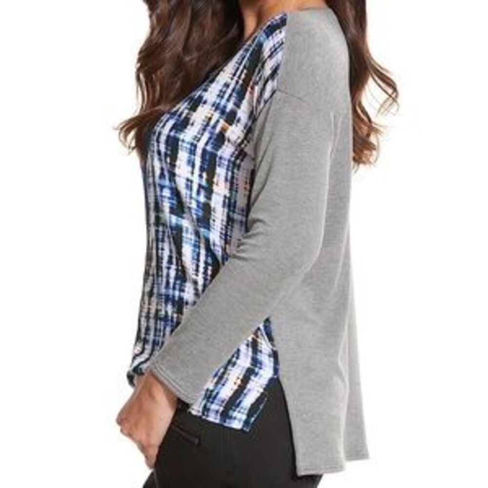 ✨2/$20 NWT Lane Bryant Mixed Print Lightweight Sweatshirt Plus Size 14/16 1X - Picture 3 of 4